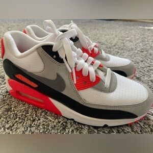 Nike Air Max 90s Infrared Women’s size 7 - no box